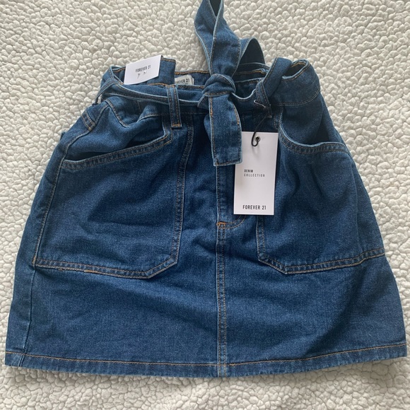 Forever 21 Dresses & Skirts - NWT Paperback Denim Skirt